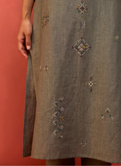 Rena Embroidered Kurta