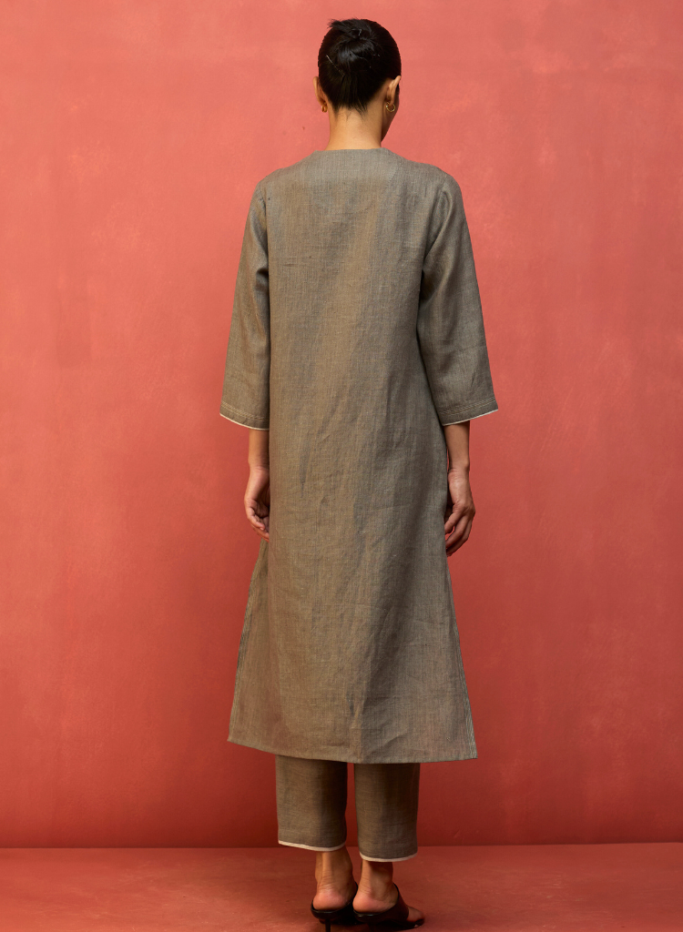 Rena Embroidered Kurta