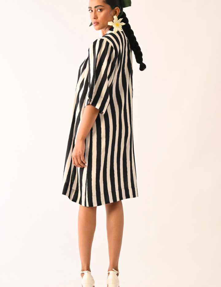 Revolt-B_W-Beach-Applique-Dress-D.png