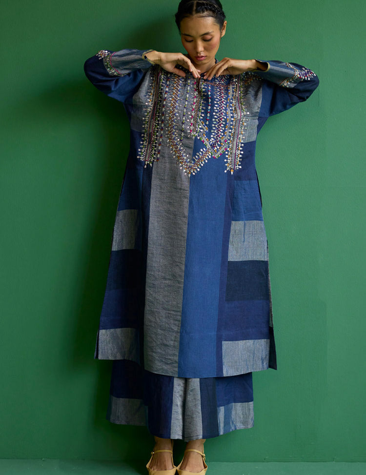 Rida-Metallic-Kurta-Navy-D_92edec19-4e91-43c4-9be3-26d8c4ca3174.jpg