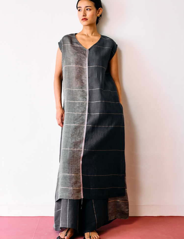Rira-Metallic-Tunic-A.png