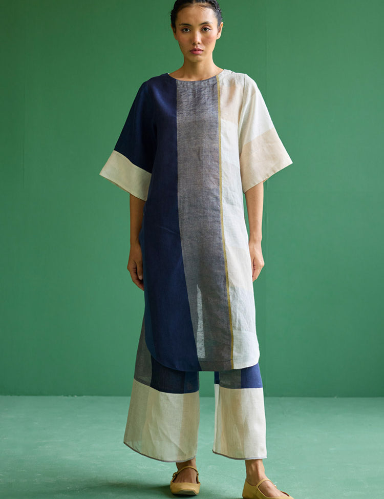 Risa-ColouBlocked-Kurta-Navy-A.jpg
