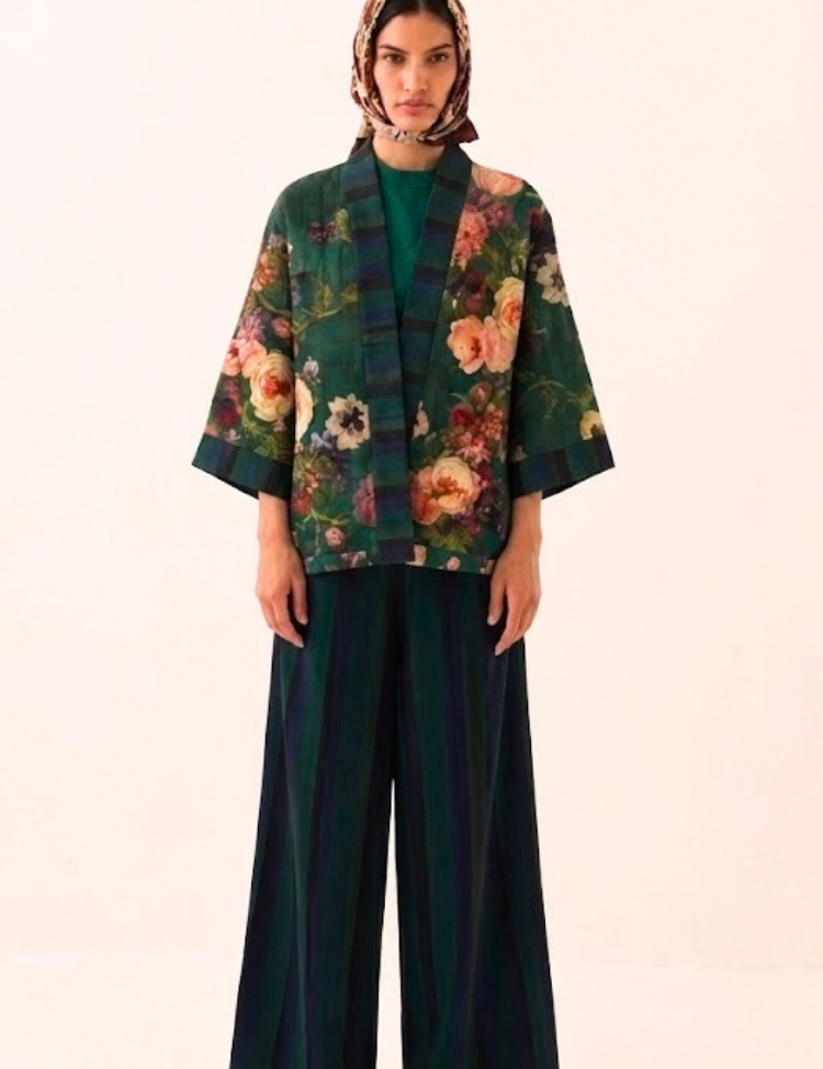 Rosarium-Kimono-Jacket-A_fdce1a62-c212-464a-9cdd-15f00b4c0da0.png