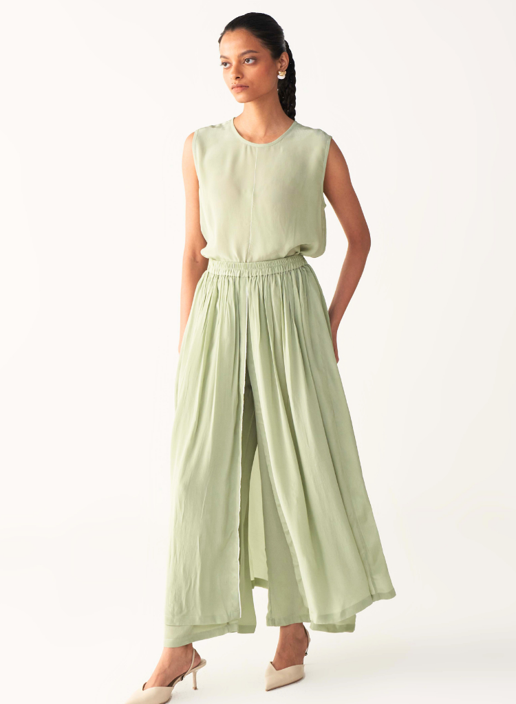 Round-Neck-Set-Light-Green-B_c0c750d0-834d-4078-8f33-c6b8a7f77a4e.png