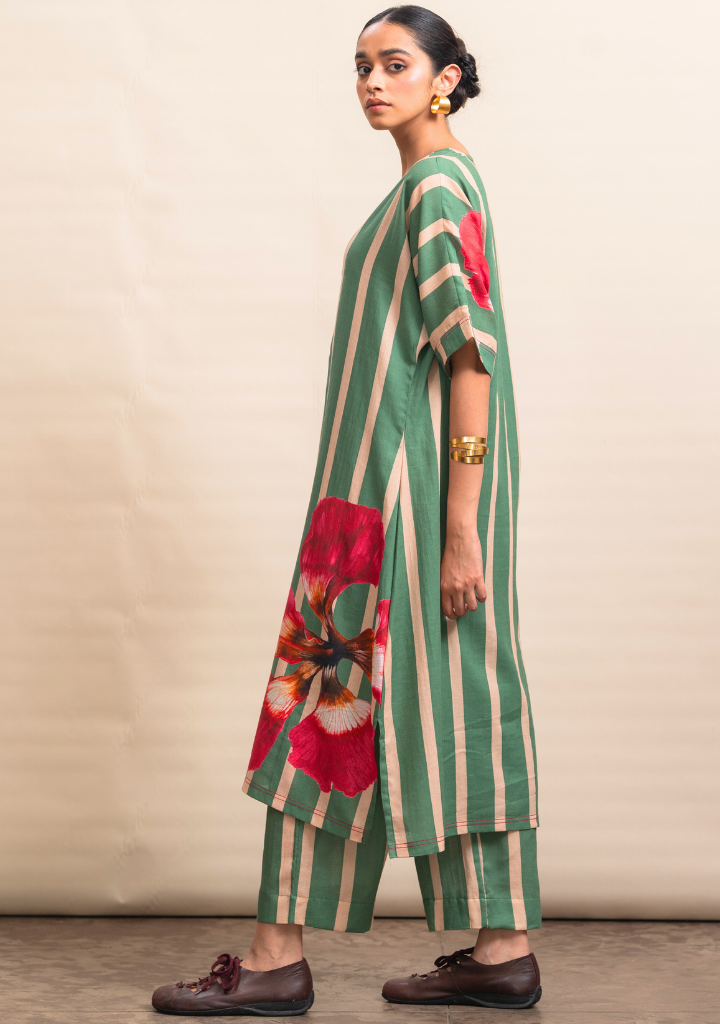Ruth Aven Set