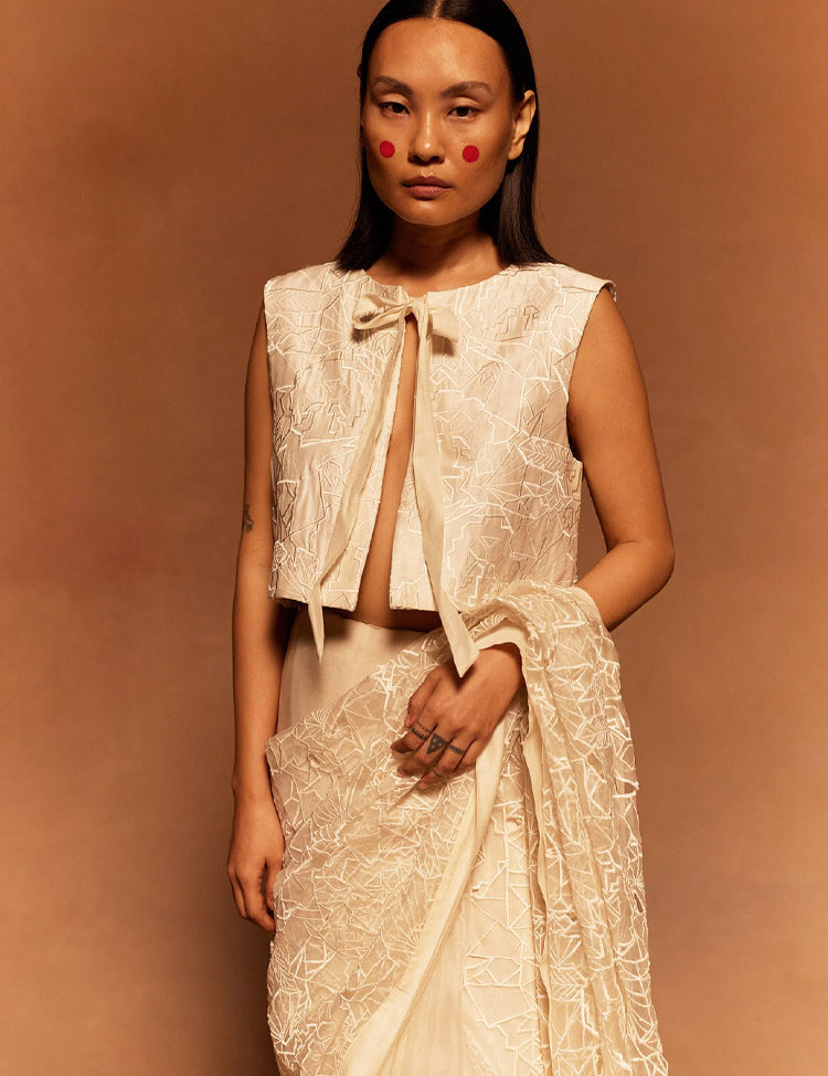 Sachi-Embroidered-Jacket-A_cc71bd95-45b7-4ead-ae26-86be2339f74f.jpg