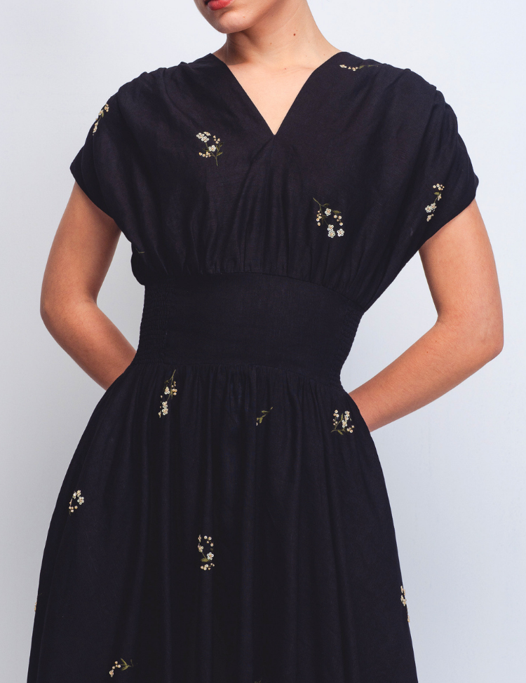 Sae-Dress-Black-C.png