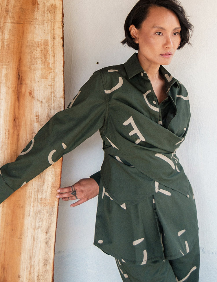 Seattle Wrap Line Shirt