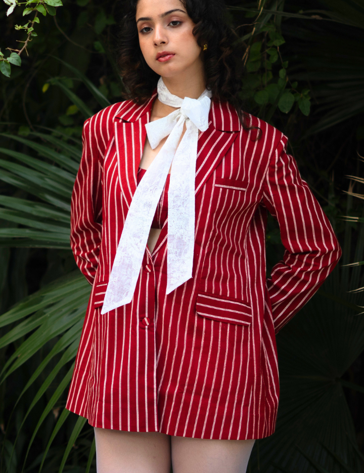 Sera-Double-Buttoned-Blazer-D_cd6a726e-804a-417a-bf79-1b24aa1a3a03.png