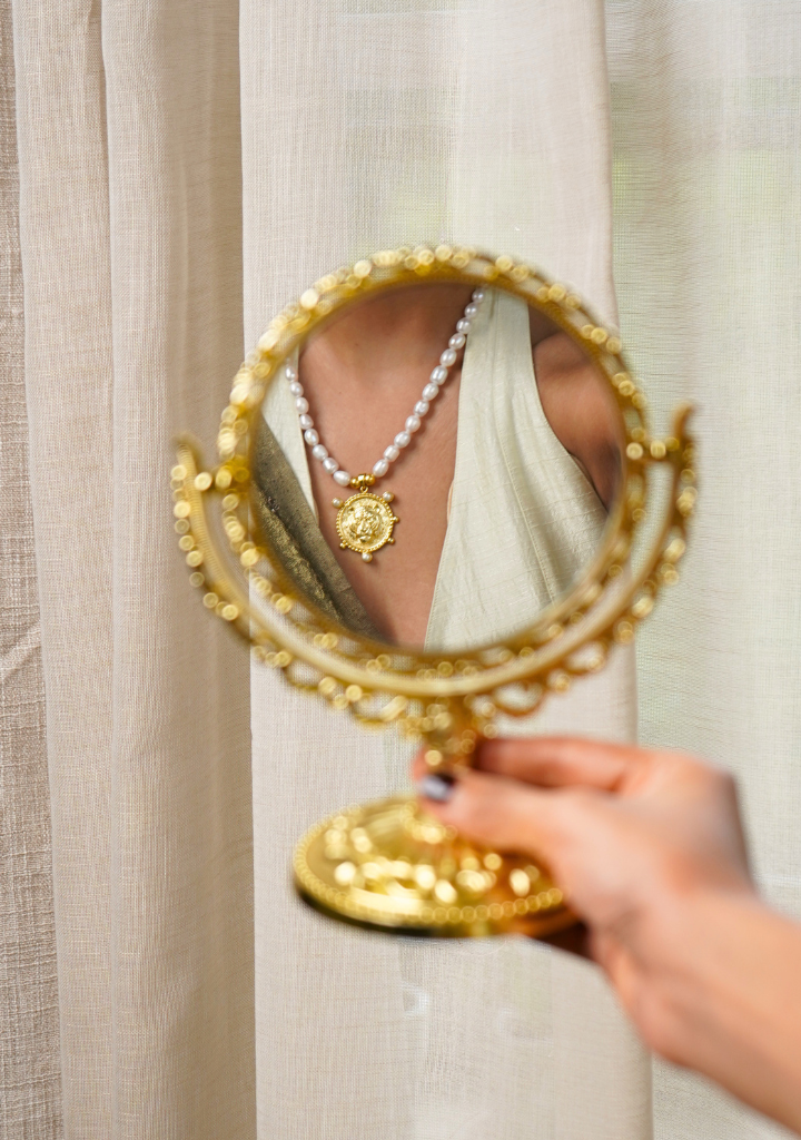 Shera Necklace