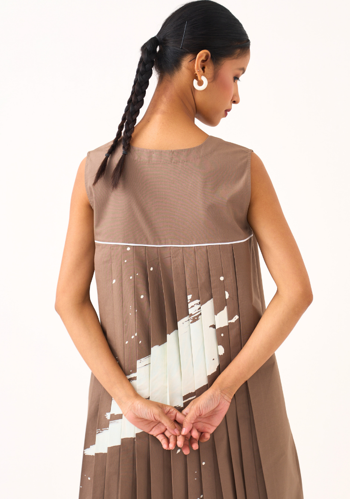 Short Back Pleat Dress