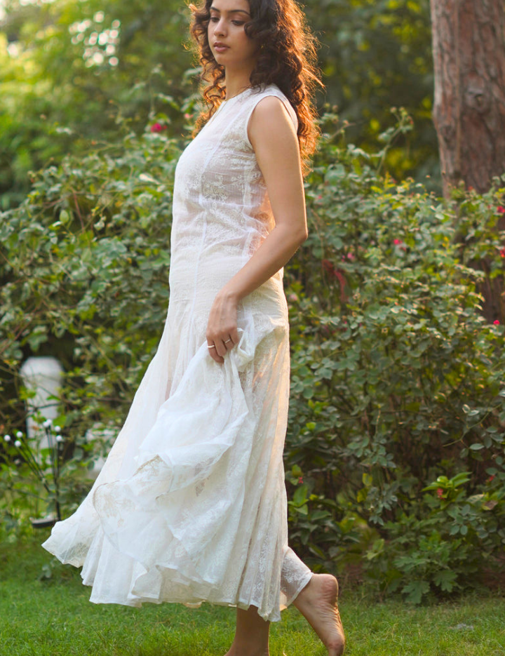 Siah-Sheer-Dress-A_d7e202b6-8ec9-4677-a651-540187188013.png