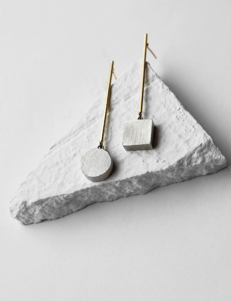 Siblings-Earrings-A.png