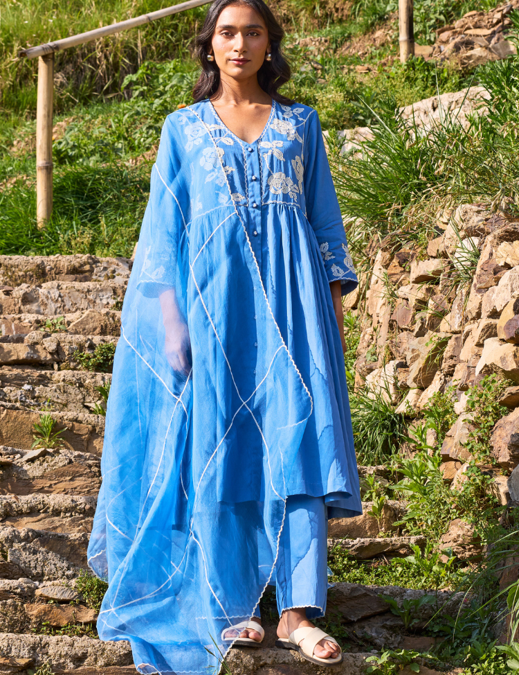 Silk-Organza-Dupatta-Blue-E_c6752403-5c6f-4d2d-a942-b821a4f24af3.png