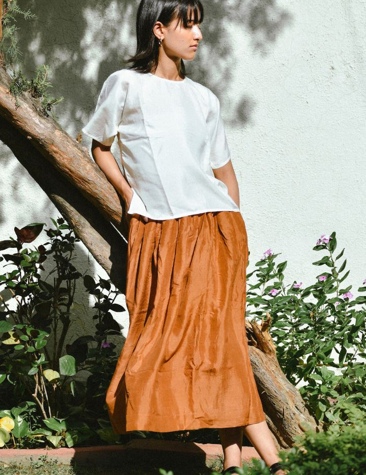 Silk-Skirt-C_9643f75a-5e3d-4e47-b1df-468fed8075fa.jpg