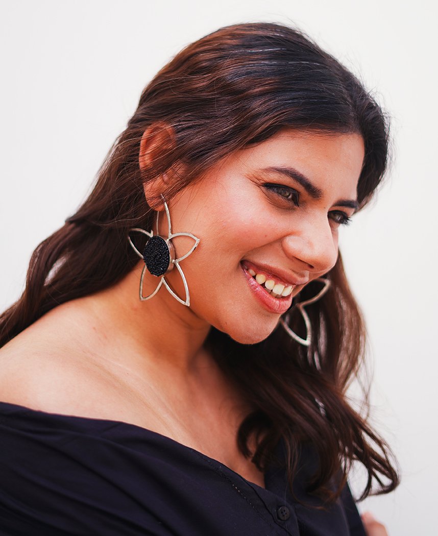 Mogra Frame Earrings