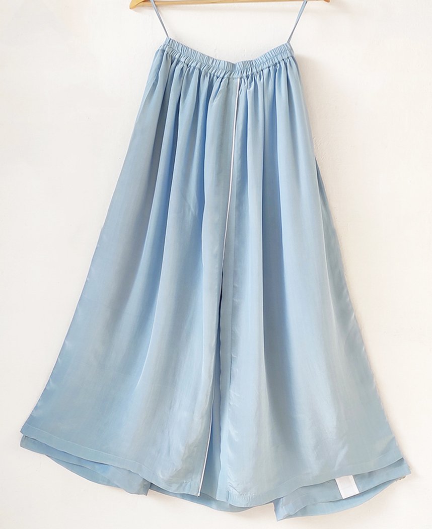 Skirt-Pants-Blue-B_a7ba5cc2-3eb3-423b-ba03-d2d979e1dd6e.jpg