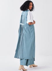 Sleeveless Back Pleat Jacket