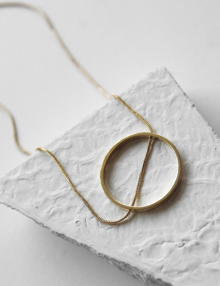 Slit-A-Circle-Necklace-Gold-D.jpg