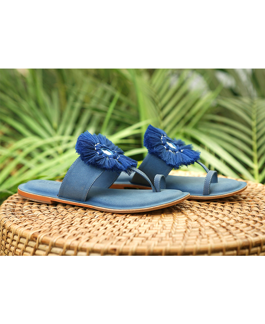 Sun-Folk-Kolhapuris-Denim-B_58171f0e-368c-4a73-af54-34b5130ec21d.jpg