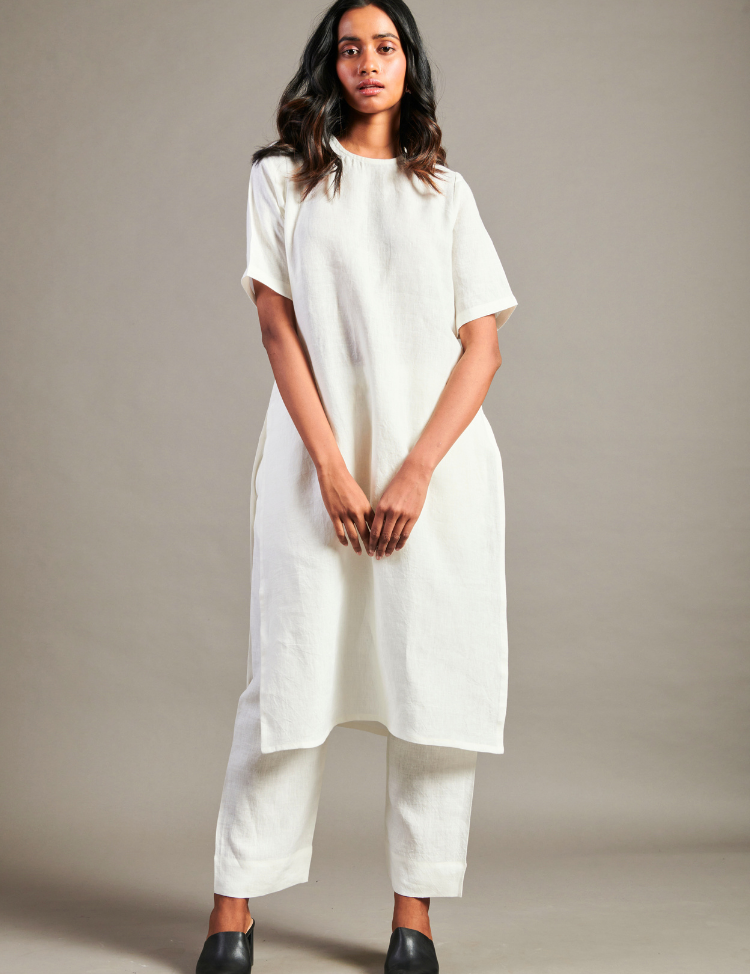 Taj-Half-Sleeves-Kurta-Set-3-A.png