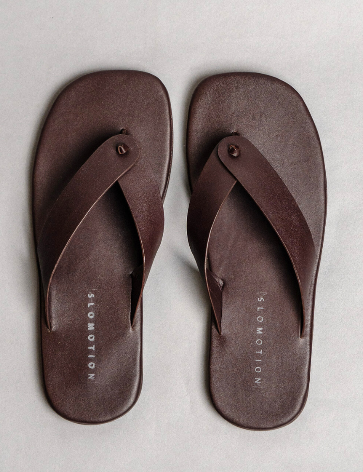 The-Knot-Flip-Flops-E.png