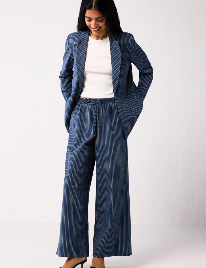 The-Weekday-Blazer-Blue-Stripes-A.png