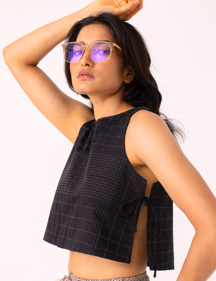 Tia-Quilted-Top-D.png
