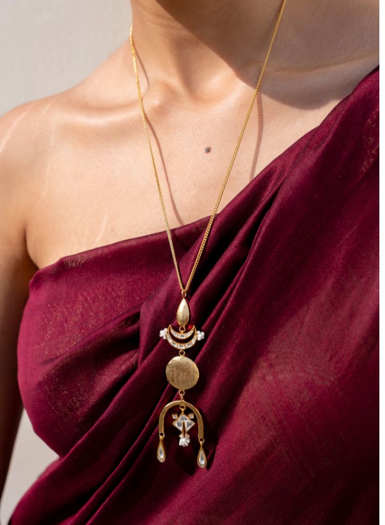 Tijori Pendant Necklace