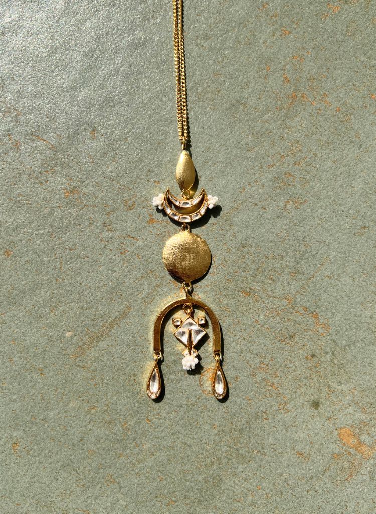 Tijori Pendant Necklace