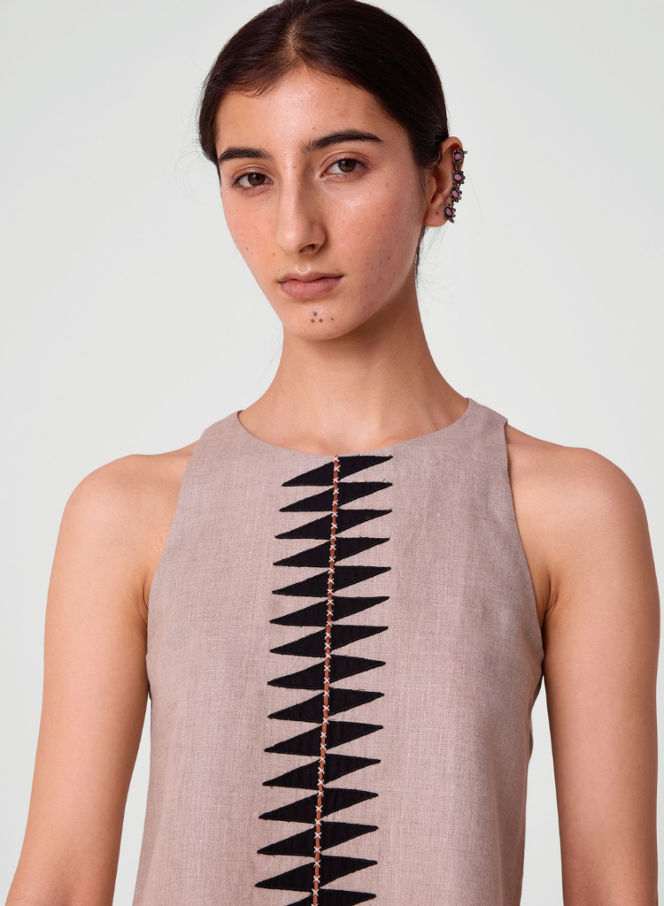 Toni Embroidered Top