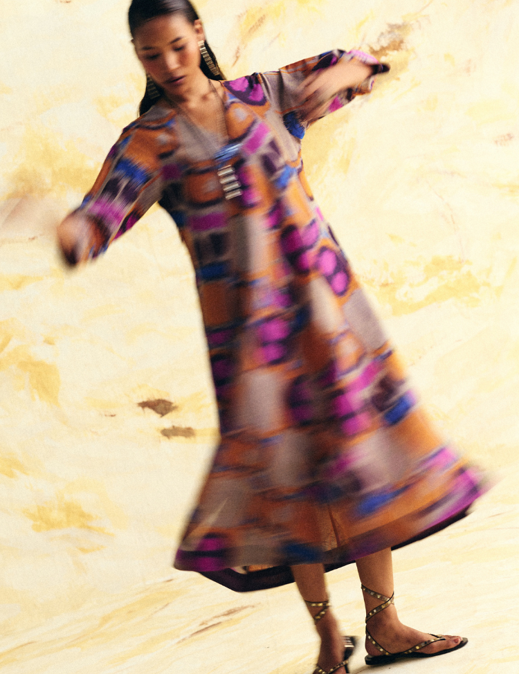 Transit-Bias-Button-Dress-A.png