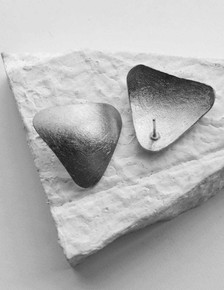 Triangle-Duomo-Earrings-Silver-A_b70f19bf-8678-463a-8de8-11b203d97368.jpg
