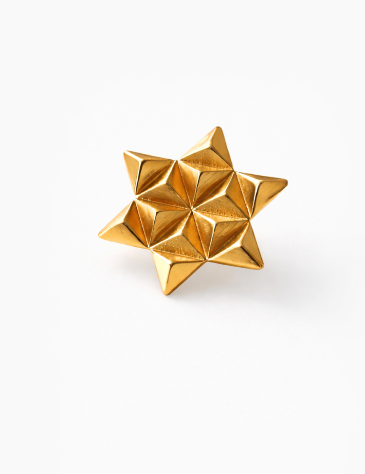 Trine-Ear-Cuff-A.png