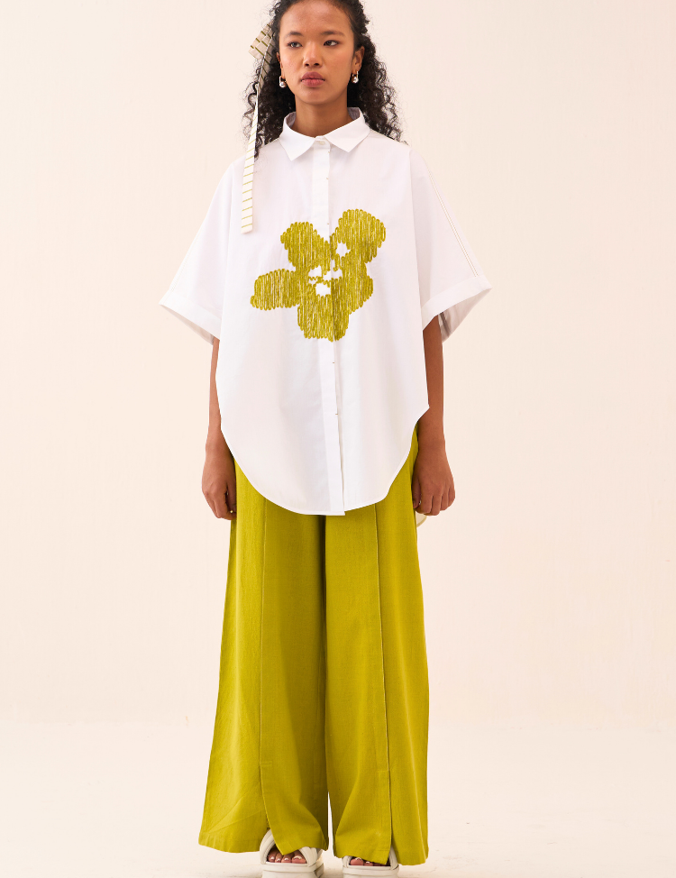 U-Hem-Floral-Emb-Shirt-A.png