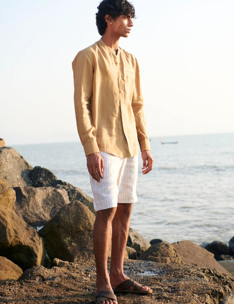 Undyed-Boldstripe-Golf-Shorts-B.png