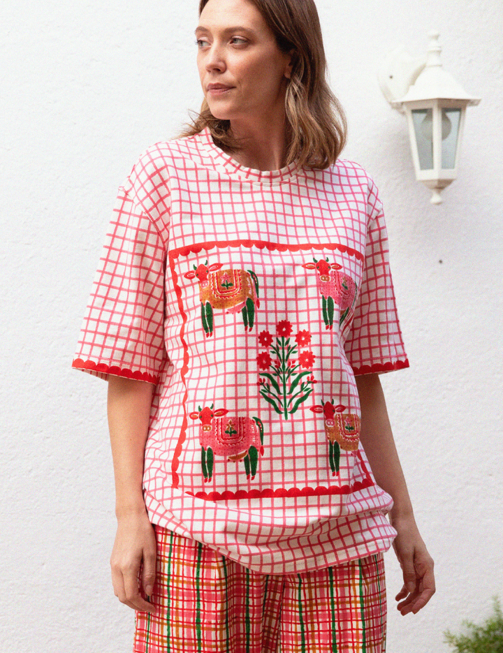 Unisex-T-Shirt-B.png