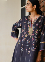 Ura Embroidered Kurta