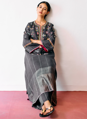 Ura Embroidered Kurta