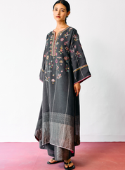 Ura Embroidered Kurta