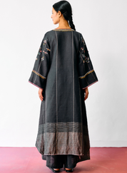 Ura Embroidered Kurta