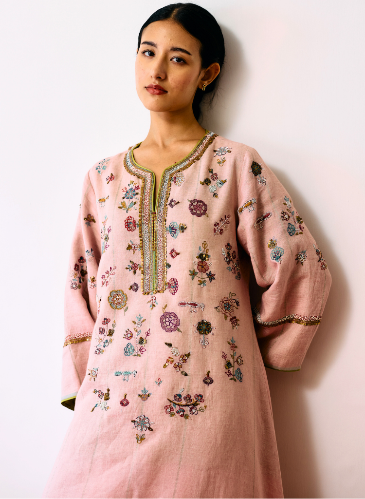 Ura Embroidered Kurta