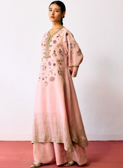 Ura Embroidered Kurta