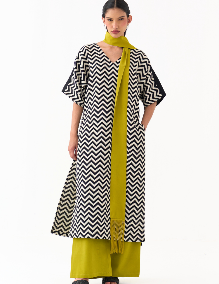 V-Neck-Kaftan-Set-Chevron-A.png