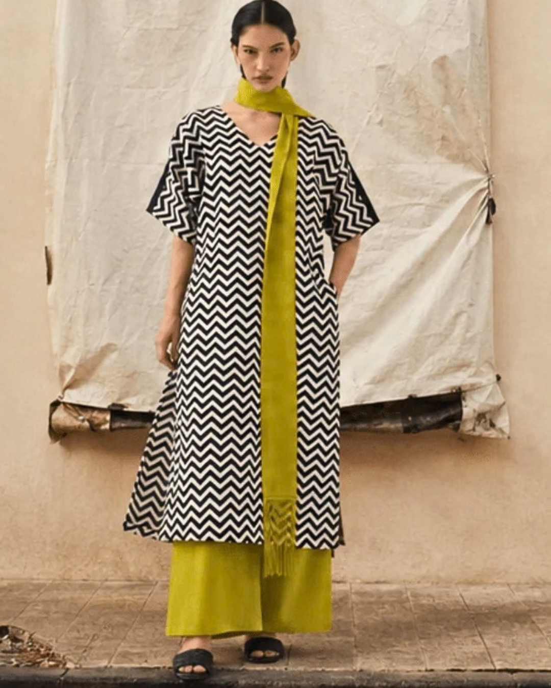 V-Neck-Kaftan-Set-Z.png