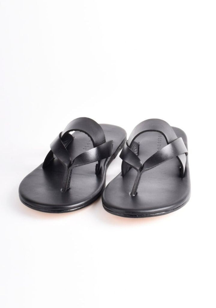 V-Strap Chappals