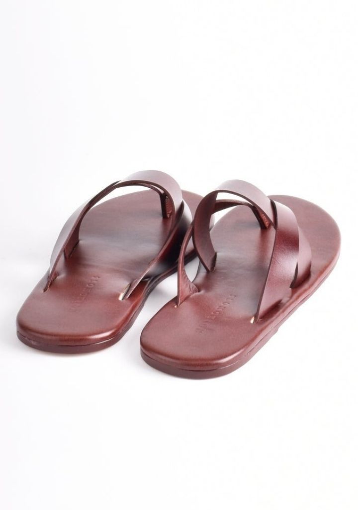 V-Strap Chappals