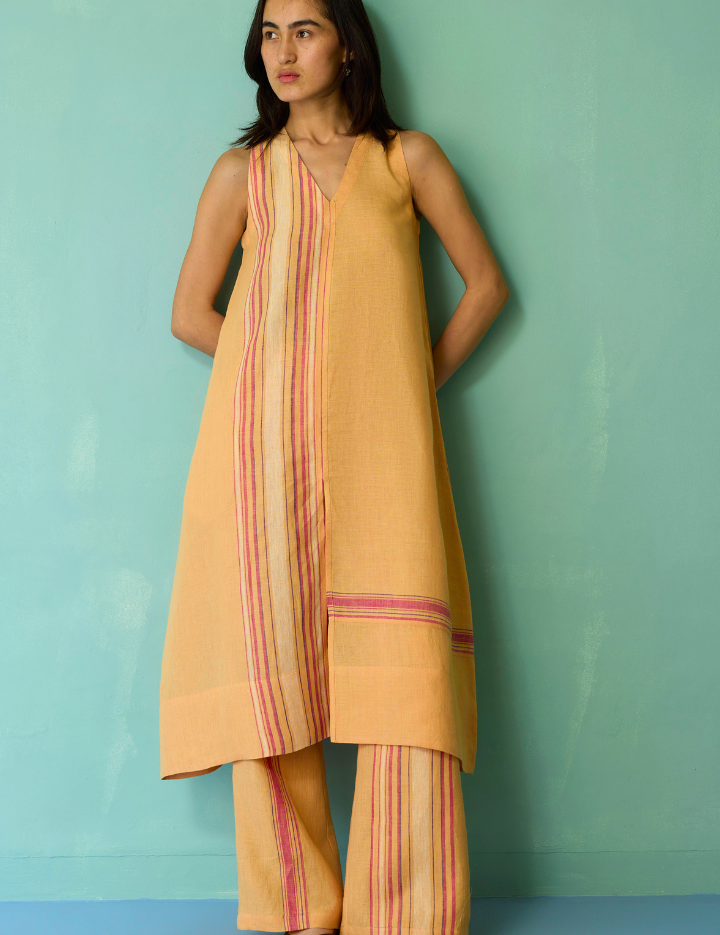 Vanya Border Kurta Set