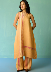 Vanya Border Kurta