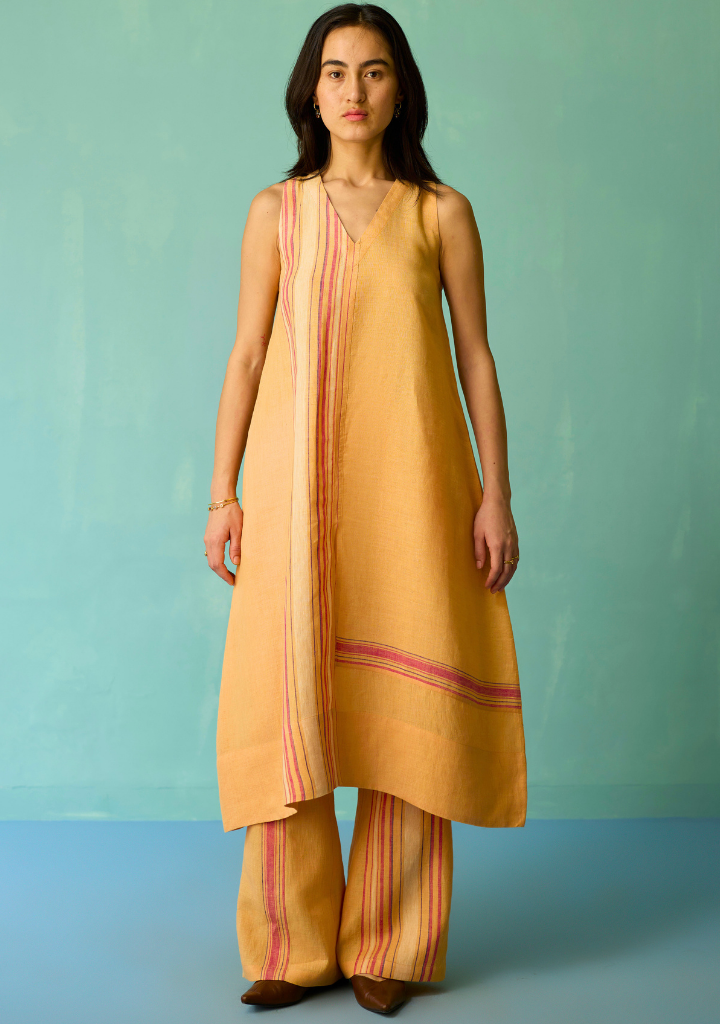 Vanya Border Kurta